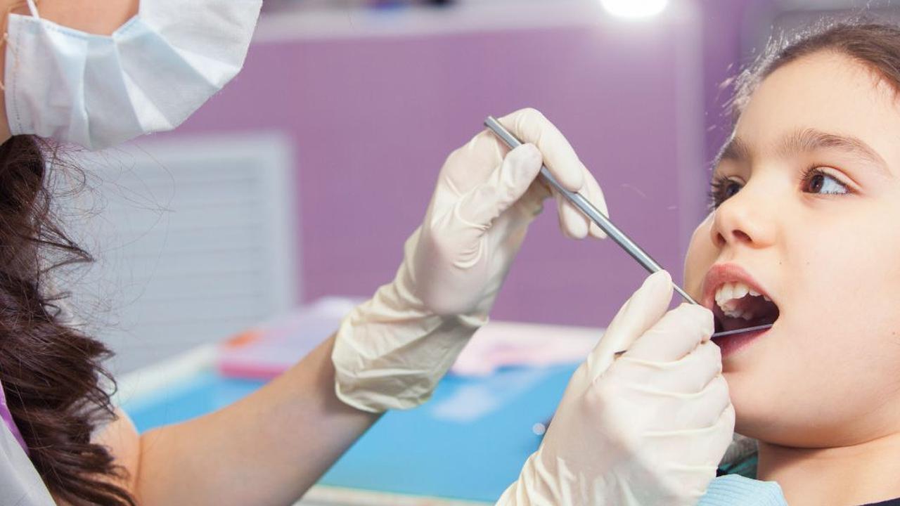 Beda Usia, Ternyata Beda Cara Perawatan Gigi Anak