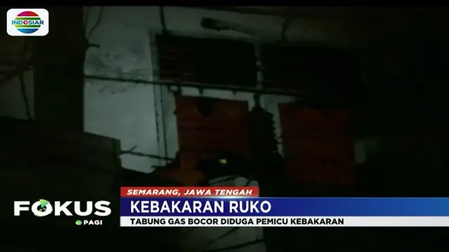 Saat kejadian sang ibu berupaya menyelamatkan putrinya.