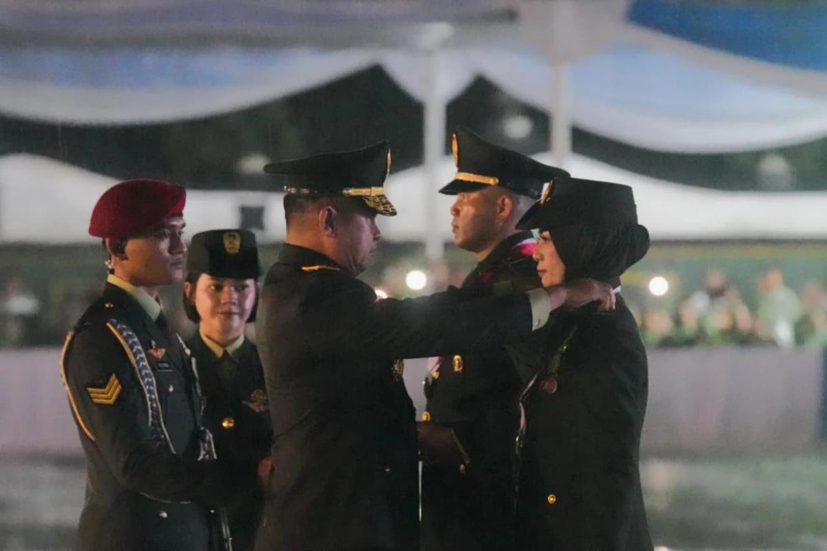 FOTO: Kasad Lantik 1202 Perwira Remaja TNI AD di Bandung