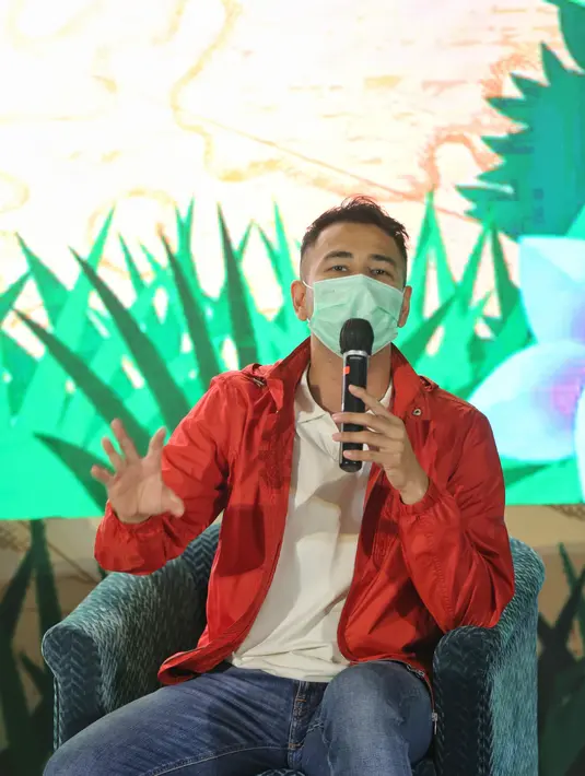 Raffi Ahmad Prescon animasi Lorong Waktu Si Aa di kawasan Dharmawangsa, Jakarta Selatan, Selasa (15/12/2020). (Adrian Putra/Fimela.com)