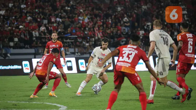 Bali United Vs Persija
