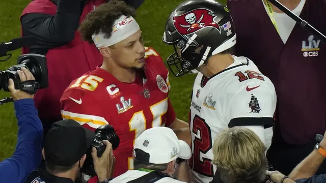 Tom Brady dan Patrick Mahomes