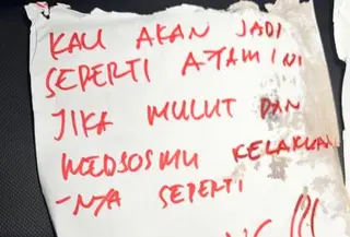 Salah satu surat berisi ancaman teror ke influencer DJ Donny. (Foto: Instagram @dj_donny).