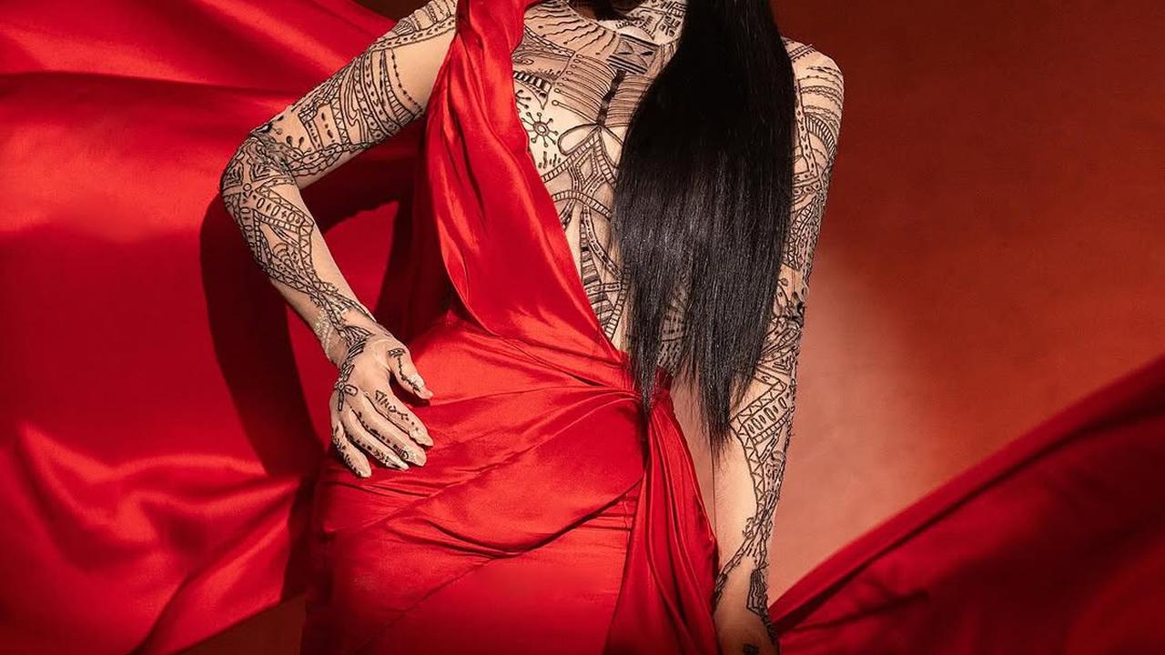 Penampilan Anggun Kris Dayanti saat Pemotretan Bertema 'Cinta Nostalgia' untuk Konser di Malaysia