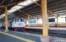 Fakta Mengejutkan: 183 Kecelakaan Kereta Api Terjadi di Jakarta dalam 9 Bulan, Ini Penyebabnya!