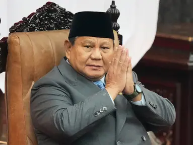 Presiden Prabowo Subianto saat menyampaikan pidato dalam Sidang Tahunan MPR RI dan Sidang Bersama DPR-DPD RI Tahun 2026 di Kompleks Parlemen, Jakarta, Jumat (14/8/2026). (AP/ Dita Alangkara)