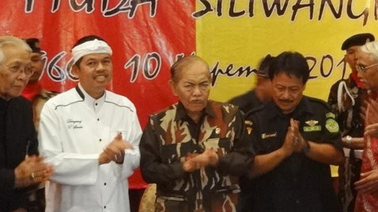 Bupati Purwakarta jawab kritik Habib Riziq lewat lagu 'sampurasun
