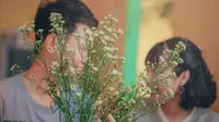 6 Zodiak Paling Berbakat Jadi Pengagum Rahasia, Terlalu Pemalu Menyatakan Cinta