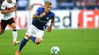 Gelandang Schalke, Max Meyer, kabarnya sudah menjalin kesepakatan untuk pindah ke Hoffenheim pada musim panas 2018. (AFP/Patrik Stollarz)