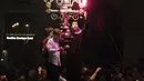 <p>Dengan kemenangan ini, Barcelona sudah tak terkejar lagi poinnya. Barca mengoleksi 85 poin atas unggul 14 poin dari Real Madrid di empat pertandingan tersisa.</p>