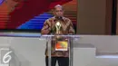 Produser sinetron 'Para Pencari Tuhan 10'  memberikan paparan usai menerima penghargaan pada malam Anugerah Syiar Ramadhan di Jakarta, Sabtu (13/8). (Liputan6.com/Faizal Fanani)