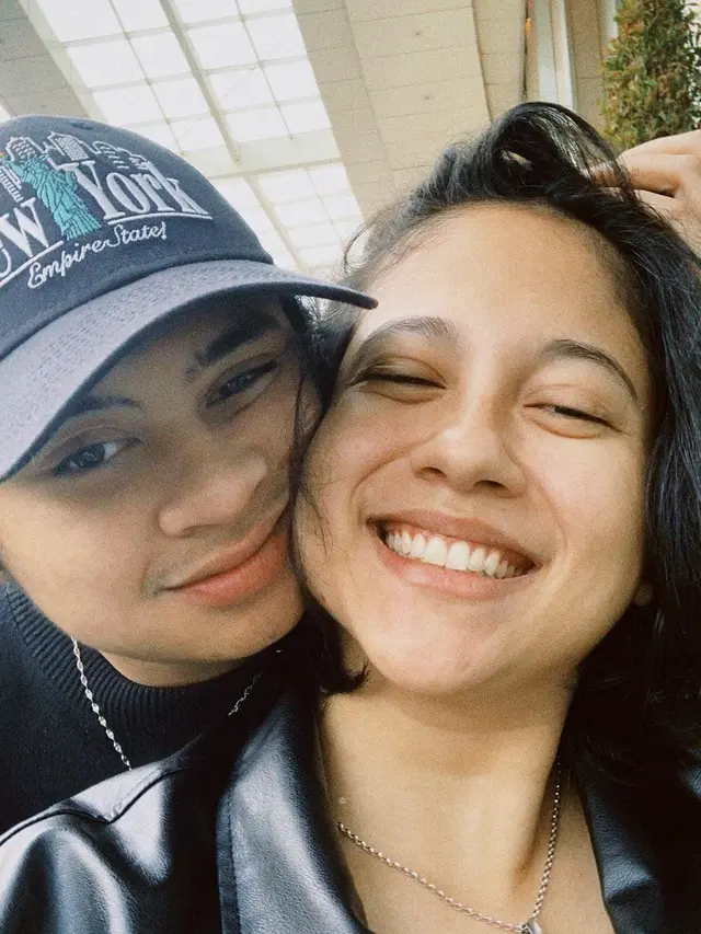 Mendapat Pujian karena Keberaniannya Membuktikan Ketulusan Cintanya