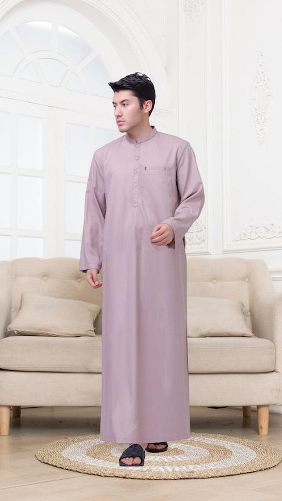 <b>Gamis Ahmad Alghaza Mubarak</b>