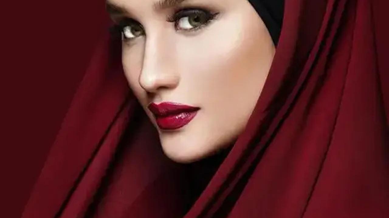 6 Artis yang Sering Dikira Non Muslim Pakai Hijab, Alyssa Daguise Bikin Pangling