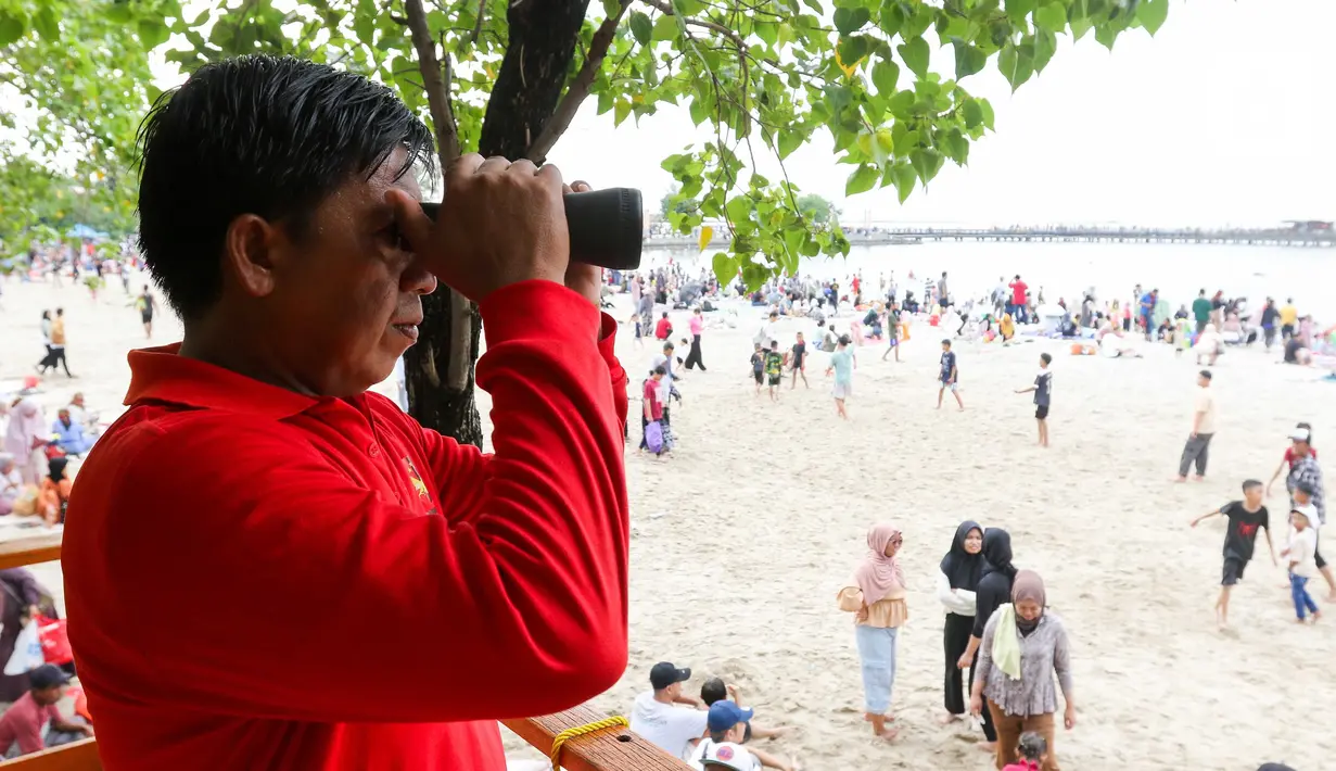 Sebagai catatan, libur Lebaran 2025 berlangsung sejak 31 Maret hingga 13 April 2025. (Liputan6.com/Herman Zakharia)