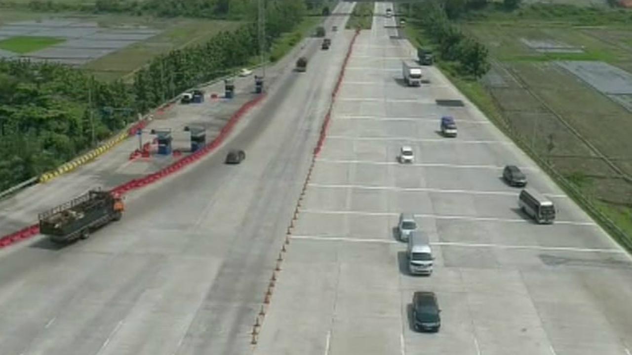 Selanjutnya, kendaraan dari Bandung yang akan menuju ke Cirebon melewati Tol Cisumdawu akan dikeluarkan di exit Ujung Jaya- Majalengka- Cirebon- Palimanan 3.