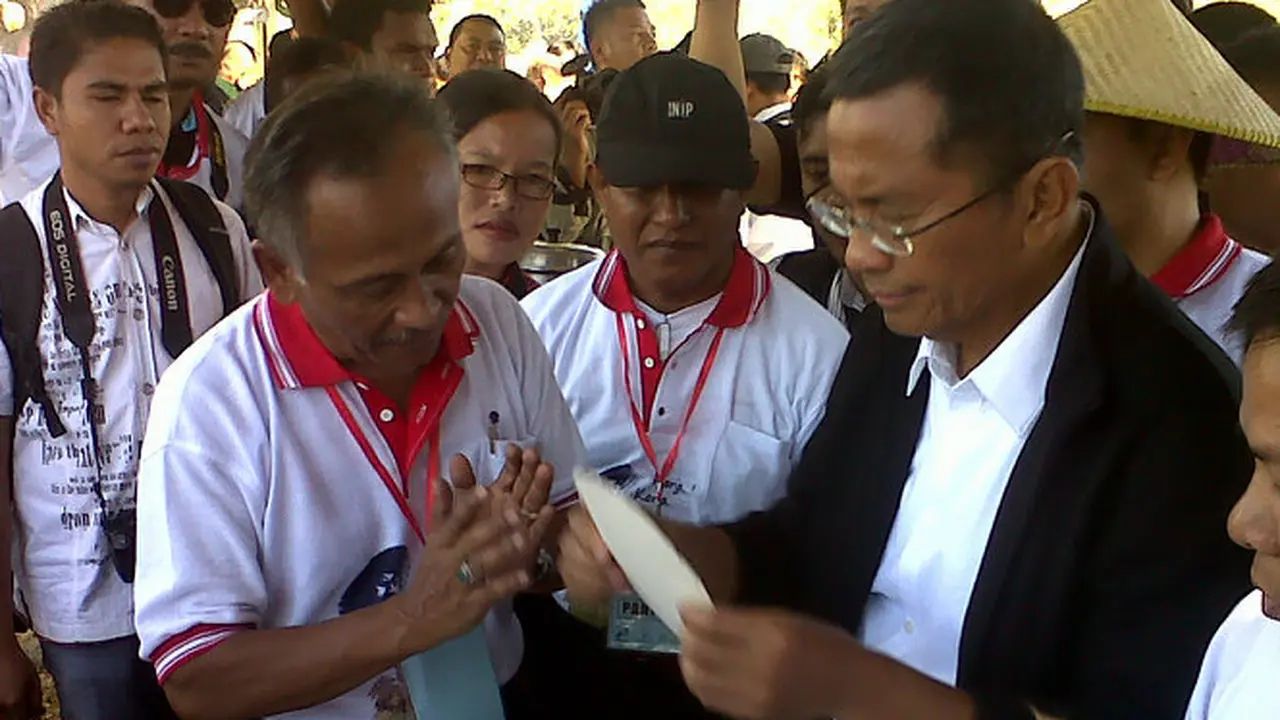 dahlan2-130824c.jpg