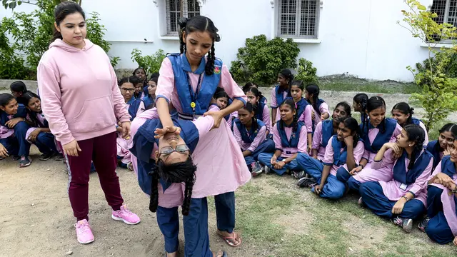 Marak Pelecehan Seksual, Para Siswi di India Semangat Berlatih Bela Diri