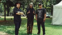 Dengan Gitar Cangkul Trio Kuda Rilis Debut Album Thrash Blues