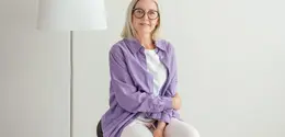 Perimenopause dan menopause merupakan fase alami dalam kehidupan perempuan yang dapat membawa perubahan fisik maupun emosional. (Foto/Dok: Pexels)
