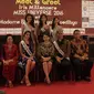 Miss Universe 2016, Iris Mittenaere hadiri makan siang bersama di kediaman DR. BRA. Mooryati Soedibyo. (Foto : Akbar Muhibar / Liputan6.com)