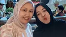 Liburan ini menjadi bentuk apresiasi Raffi Ahmad dan Nagita Slavina atas kerja keras pengasuh-pengasuh mereka. Momen bahagia ini pun menunjukkan hubungan hangat yang terjalin di keluarga Sultan Andara. (Liputan6.com/IG/@ciamyayu_94)
