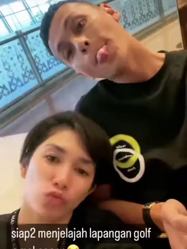 Andhika Pratama dan Ussy Sulistiawaty