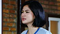 Adegan sinetron Buku Harian Seorang Istri tayang perdana, Selasa (12/1/2021) pukul 19.30 WIB dibintangi Zoe Jackson dan Cinta Brian (Dok Sinemart)