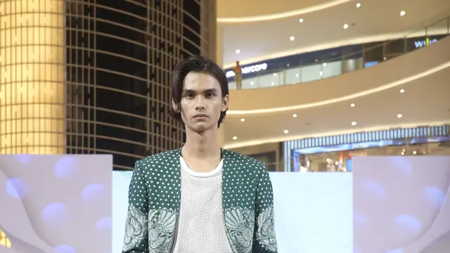 KAART JAGAT, Kreasi Batik dengan Sentuhan Mewah dari 14 Desainer IPMI