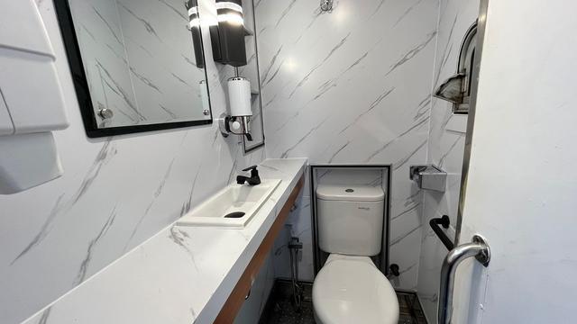 PT Kereta Api Indonesia (KAI) juga modifikasi toilet (Foto: KAI)