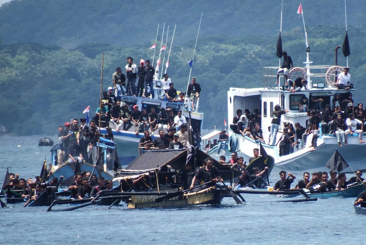 FOTO: Prosesi Laut Tuan Meninu Hidupkan Tradisi Perayaan Jumat Agung  di Larantuka