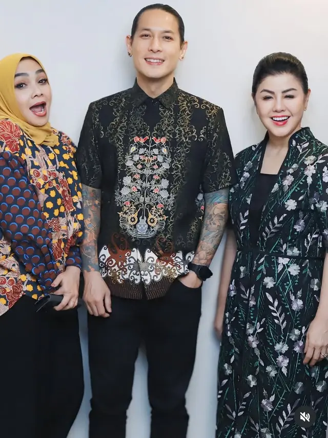 Desiree Tarigan Mantan Istri Mendiang Pengacara Hotma Sitompul. [@mamitoko]