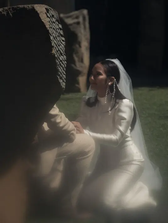 (Instagram/tarabasro)