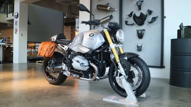 BMW R Nine T Racer