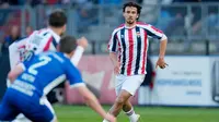 Nathan Tjoe-A-On pada laga leg kedua semifinal playoff Willem II Tilburg melawan Almere City di Koning Willem II Stadion, Minggu (17-5-2026) dini hari WIB. (Dok. willem-ii.nl)