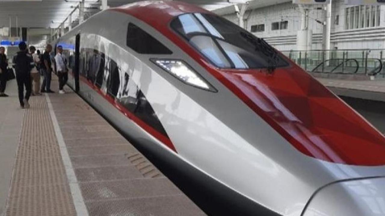 Misteri Rp2 Triliun Bunga Tahunan: Mengurai Beban Utang Whoosh, Kereta Cepat Kebanggaan Indonesia