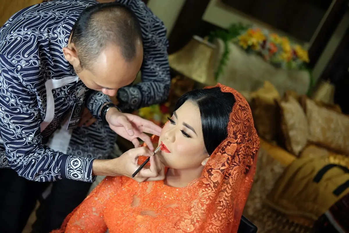 [Bintang] Kahiyang Ayu dan Barry Irawan