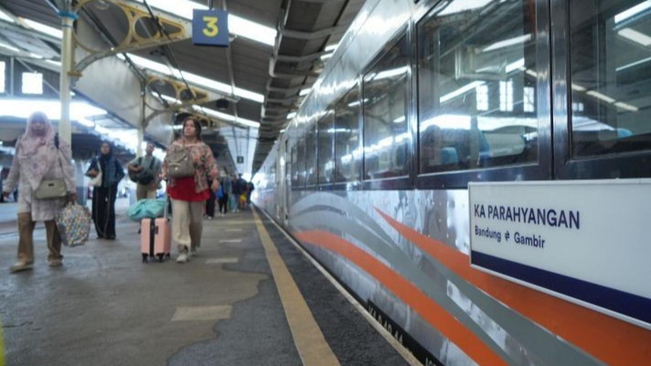 Daftar Tarif Baru Perjalanan Kereta Api Parahyangan