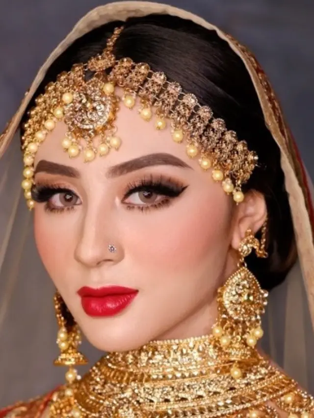 7 Pemotretan Margin Winaya, Tunangan Ali Syakieb yang Disebut Queen of Bollywood