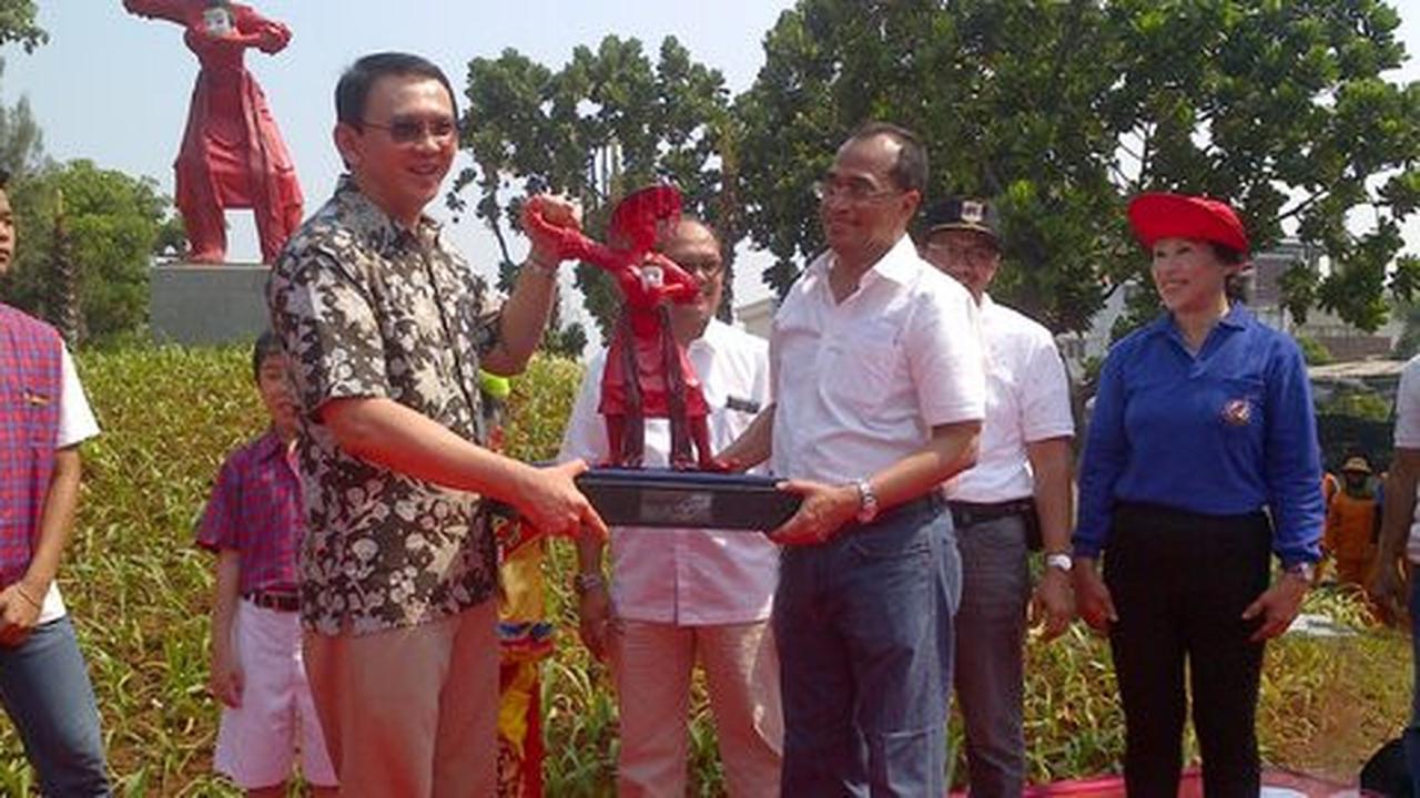 Wujudkan smart city, Ahok bangun perpustakaan online 'iJakarta