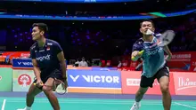 Ganda putra Indonesia Fajar Alfian/Muhammad Shohibul Fikri lolos ke babak 16 besar Kejuaraan Bulu Tangkis Asia 2026 setelah menang atas Dev Ayyappan/Dhiren Ayyappan dari Uni Emirat Arab 21-12 dan 21-9 di Ningbo Olympic Sports Center, China, Rabu (8/4). (foto: PBSI)