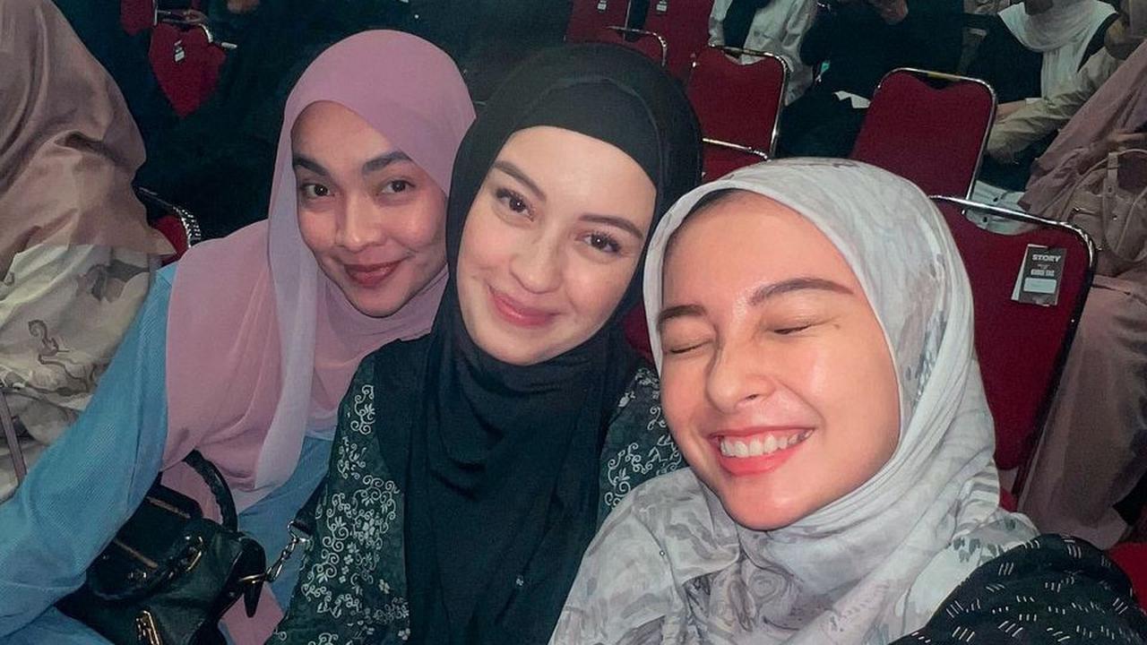 Cantiknya Kimberly Ryder Pakai Hijab, Kompak Hadiri Kajian Bersama Para Sahabat