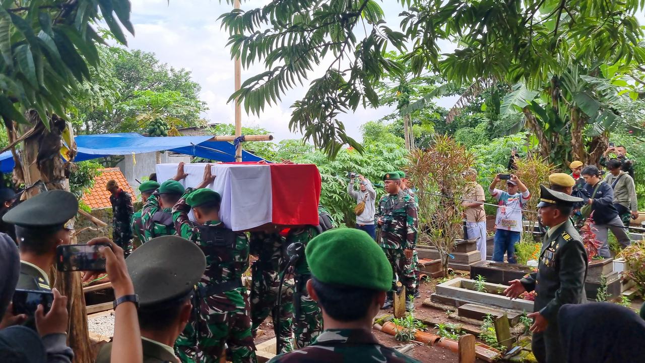 Firasat Keluarga di Hari Meninggalnya Mayor Rohana: Dunia Seolah Runtuh