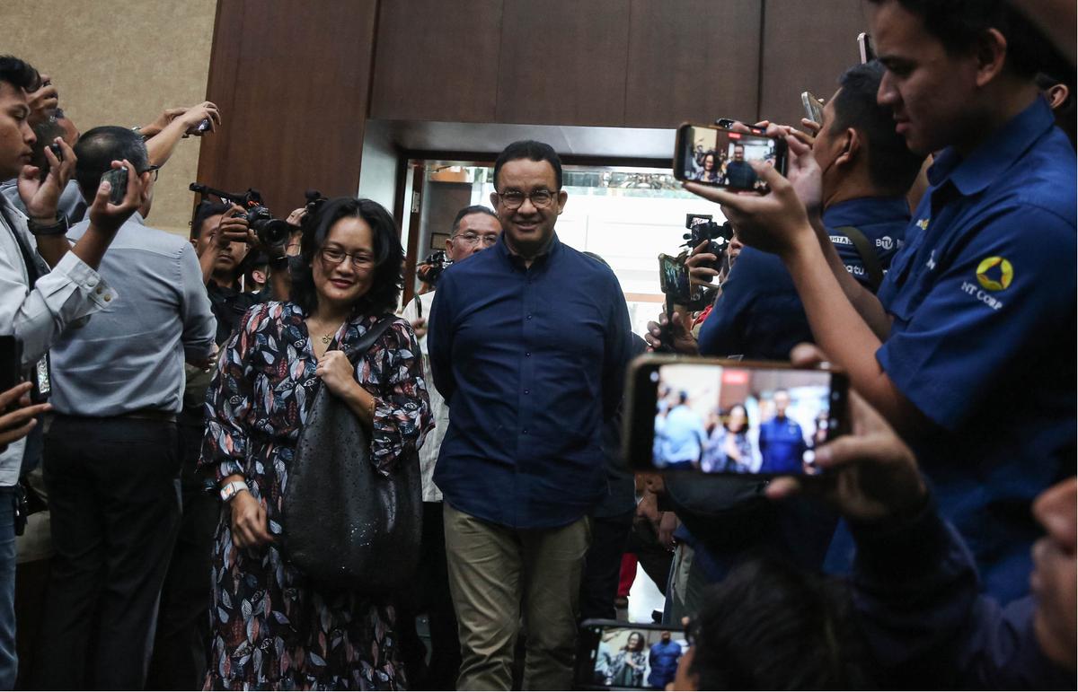 Anies Baswedan hadiri sidang perdana Tom Lembong