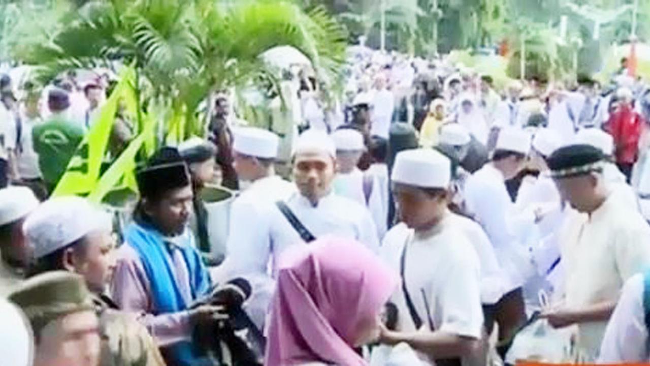 Massa Aksi 313 Salat Jumat 