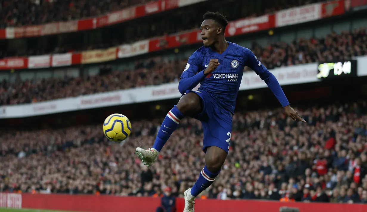 2. Callum Hudson-Odoi - Penampilan gemilang Callum di sisi kiri penyerangan Chelsea membuat pemain berusia 19 tahun ini sempat digadang-gadang bakal menjadi penerus Eden Hazard di lini serang The Blues. (AFP/Ian Kington)