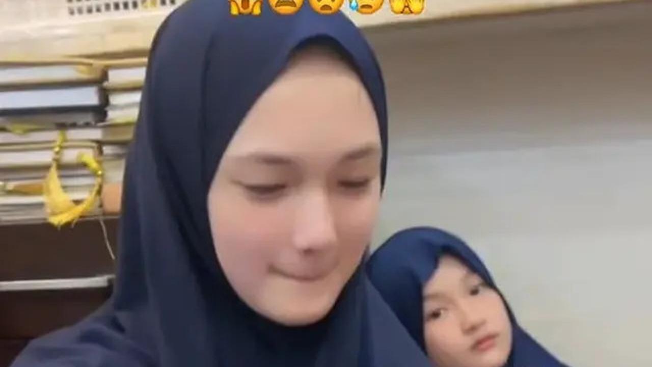 6 Potret Shakeela Eleanor Anak Ussy Sulistiawaty Berhijab, Jarang Tersorot