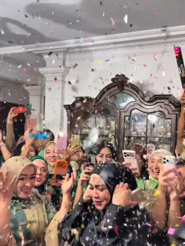 Dekorasi Acara Surprise Ultah Rieta Amilia