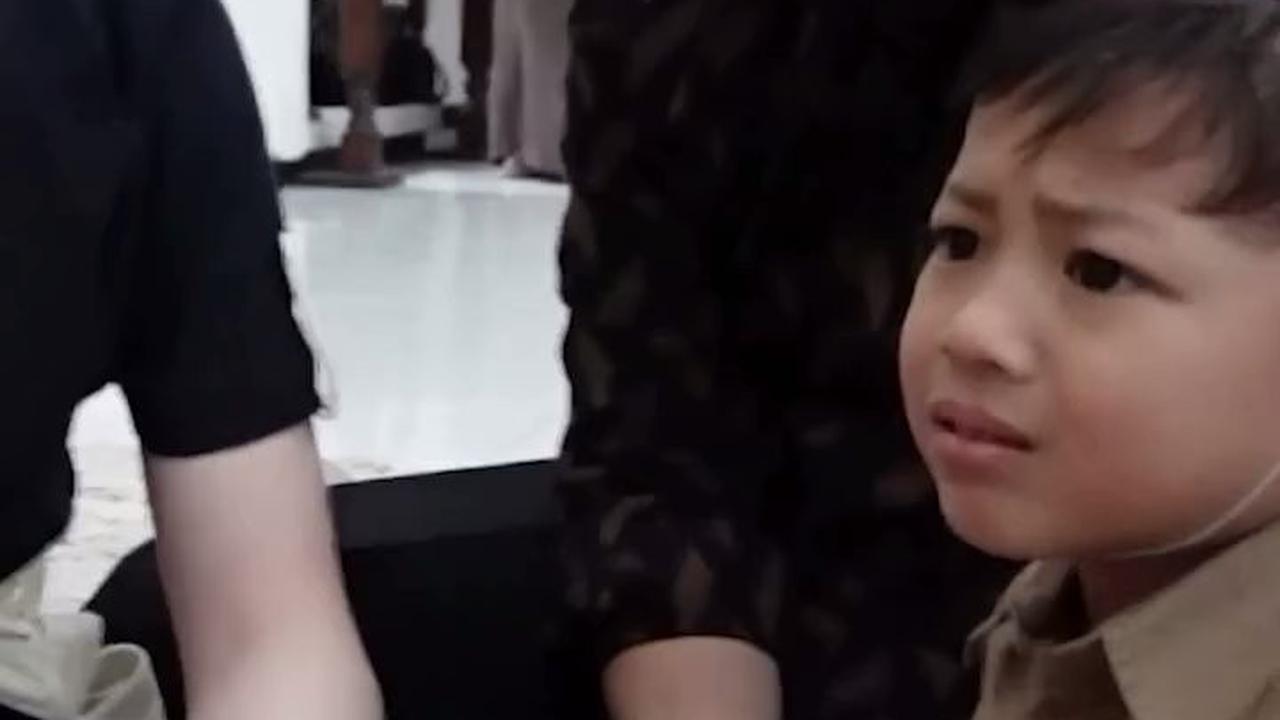 6 Potret Ultah Kale Anak Arumi Bachsin, Kena Prank Dapat Kado Barongsai Berujung Nangis