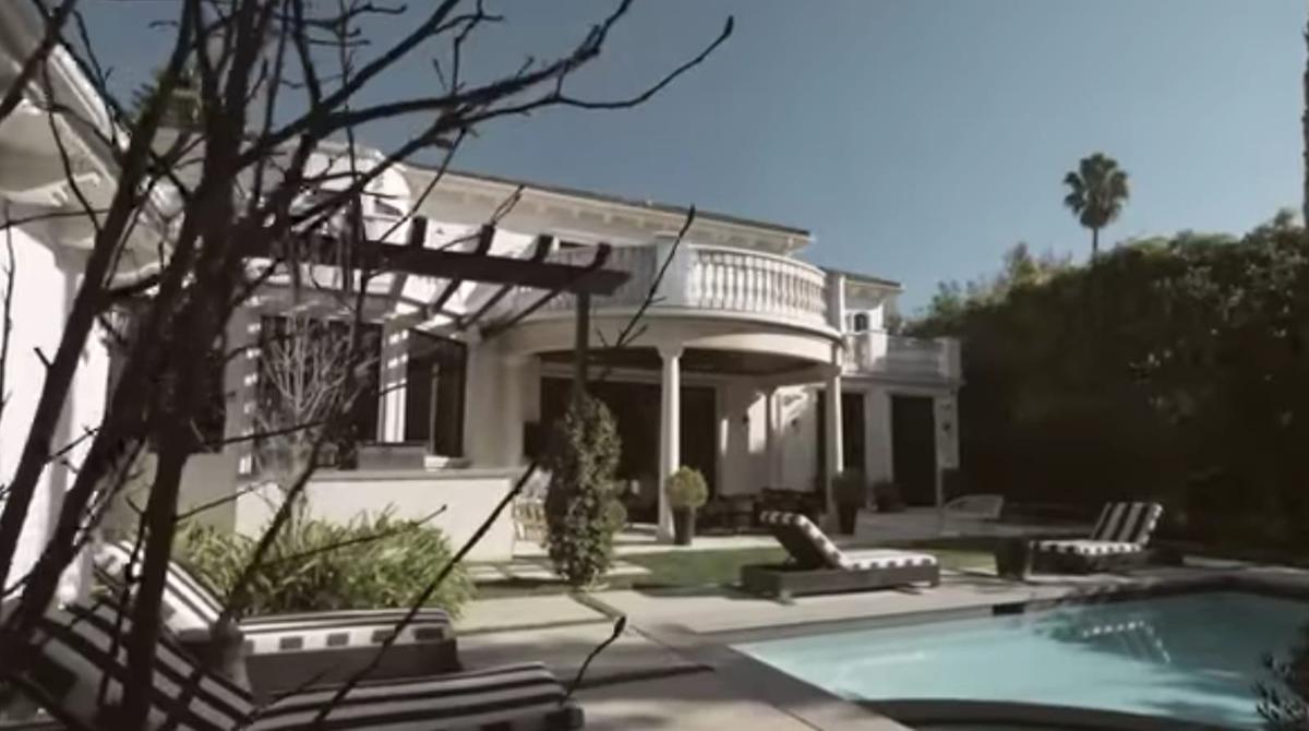 Potret Rumah Mewah Nikita Willy di Los Angeles, Dilengkapi Playground Hingga Kolam Renang